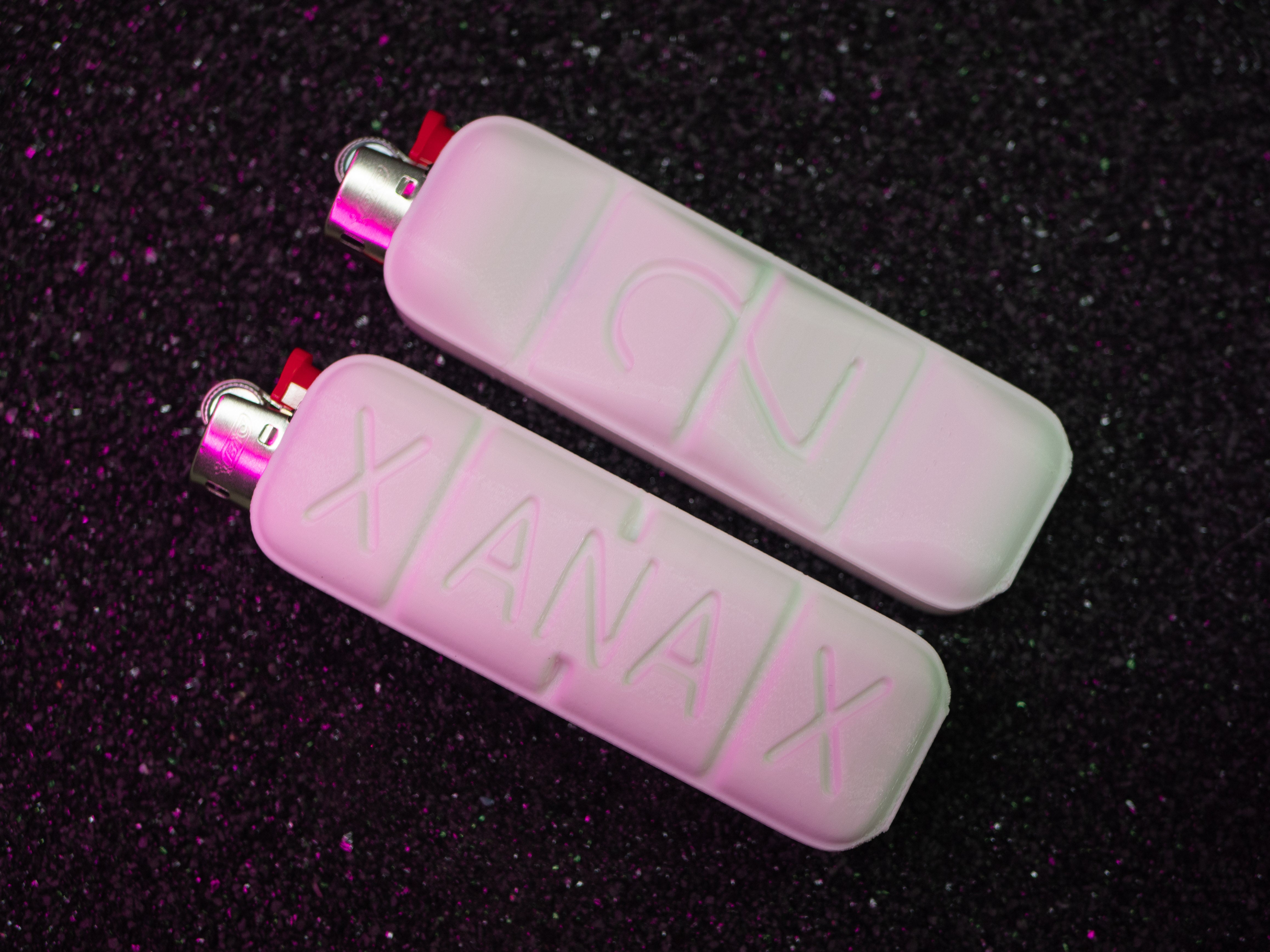 XANNY BAR Bic Mini Lighter Case