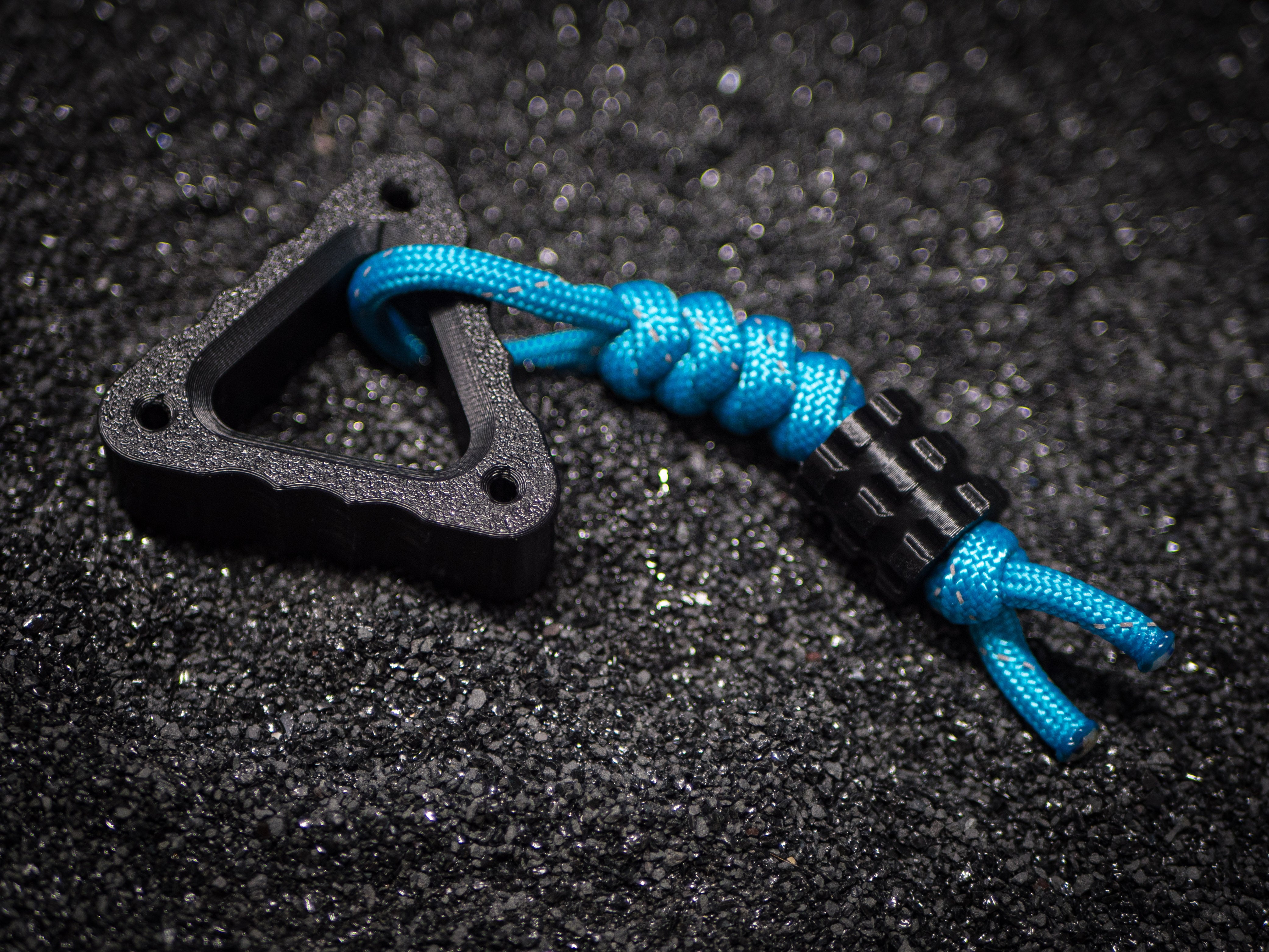 EDC Triangle Fidget Keychain with Bead & Lanyard