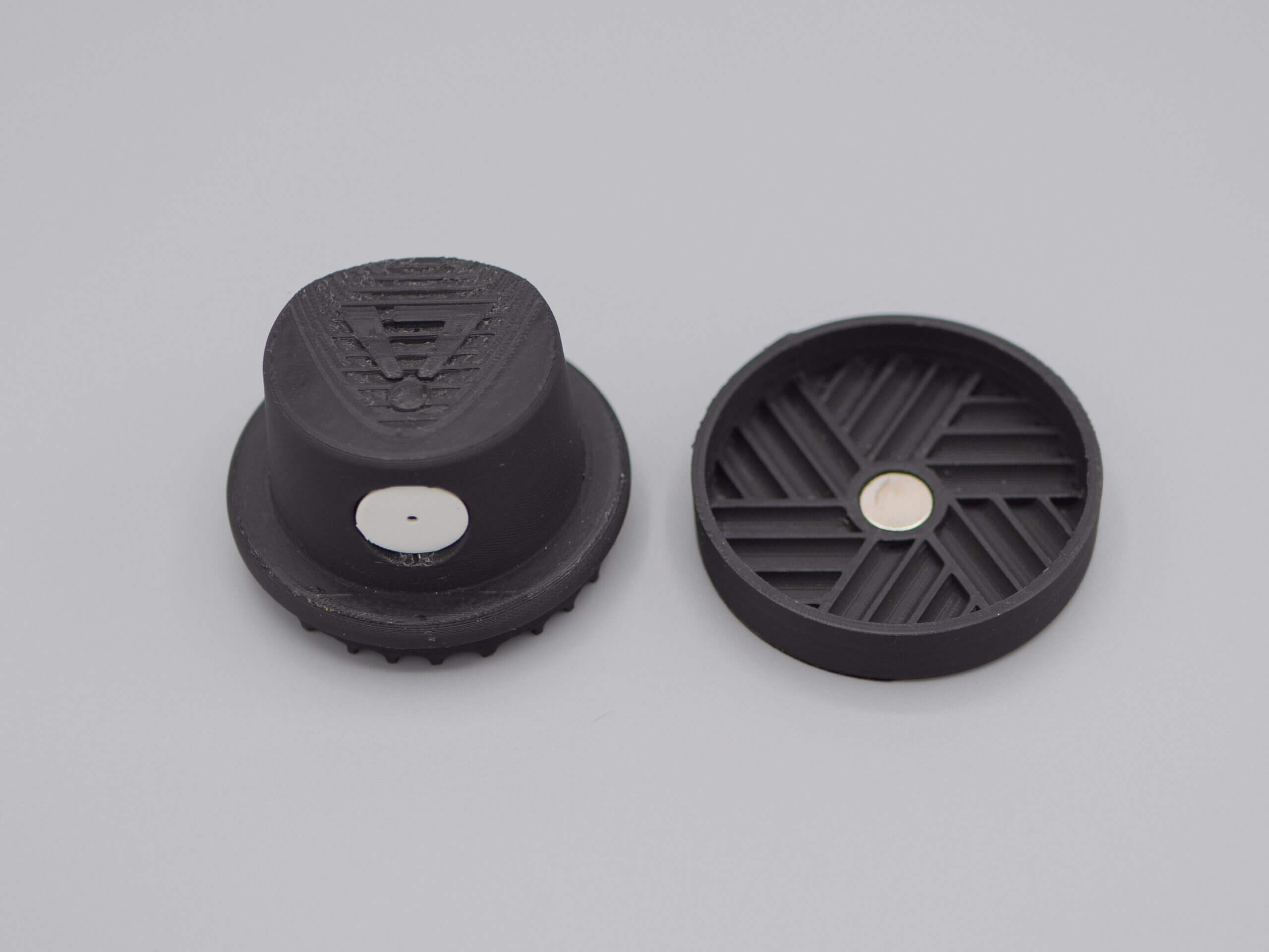 DANKSY™ - Graffiti Spray Cap Herb Grinder - FAT CAP